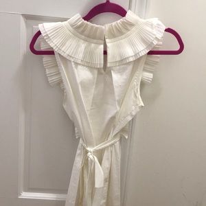 BCBGMaxAzria Tops - BCBG Sleeveless Blouse BCBGMaxAzria Tops - BCBG Sleeveless Blouse